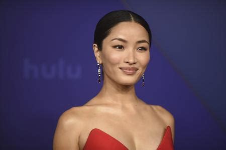 エミー賞で主演女優賞獲得のアンナ・サワイが「カルティエ」の .